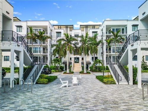 462-1125 Central Ave, NAPLES, FL, 34102-6252 | Card Image