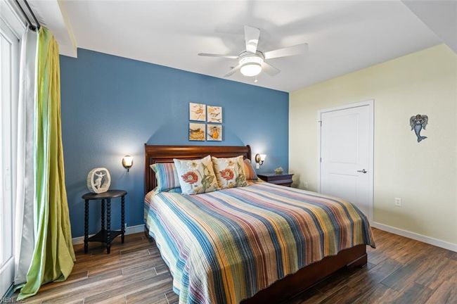 APT-121B - 3738 Sandpiper Rd, House attached with 2 bedrooms, 2 bathrooms and null parking in Virginia Beach VA | Image 31