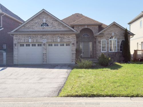 9424 Shoveller Dr, Niagara Falls, ON, L2H0M2 | Card Image