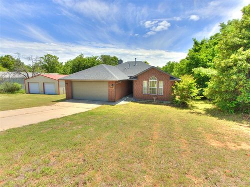10900 S Timberline Drive, Norman, OK, 73026 | Card Image