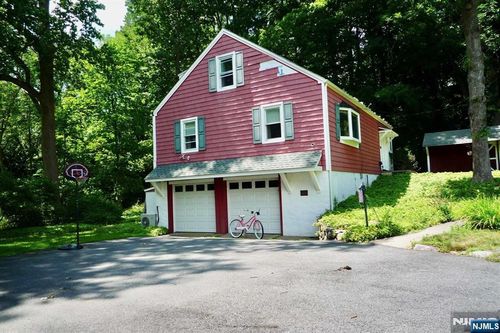 48-46-48 Oak Rd, Boonton Township, NJ, 07005-8713 | Card Image