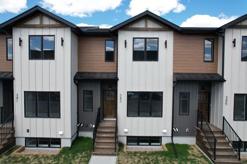 343 9 St, Fort Macleod, AB, T0L0Z0 | Card Image