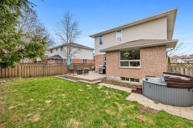34 Forchuk Cres, House other with 4 bedrooms, 4 bathrooms and 4 parking in Trenton ON | Image 38