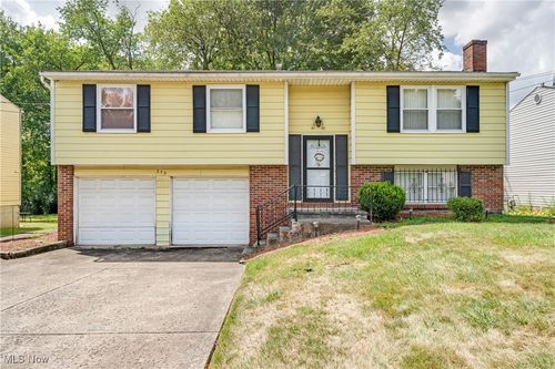 250 Harold Ln, Campbell, OH, 44405-1166 | Card Image