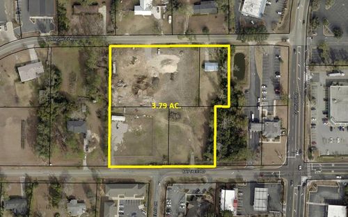 2005 Baytree Rd, Valdosta, GA, 31602-3503 | Card Image