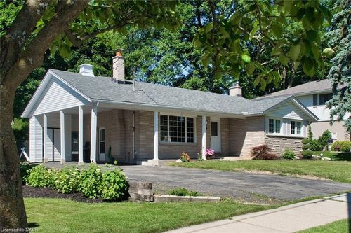 115 Uplands Dr, Kitchener, ON, N2M4X3 | Card Image