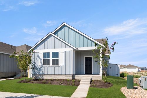 150 Backwater Rd, Kyle, TX, 78640-3573 | Card Image