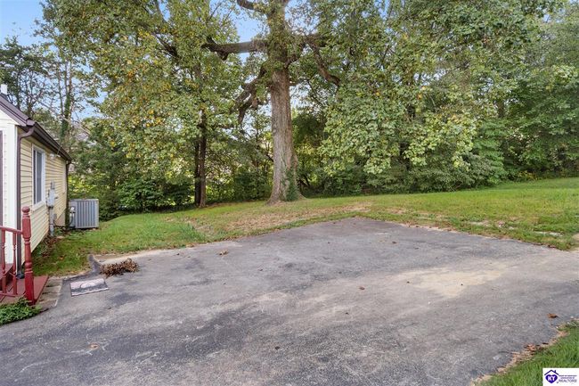 300 Linda Lane, House other with 3 bedrooms, 1 bathrooms and null parking in Elizabethtown KY | Image 33