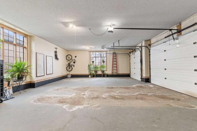 31 Summit Pointe Dr, House other with 4 bedrooms, 5 bathrooms and 4 parking in Heritage Pointe AB | Image 35