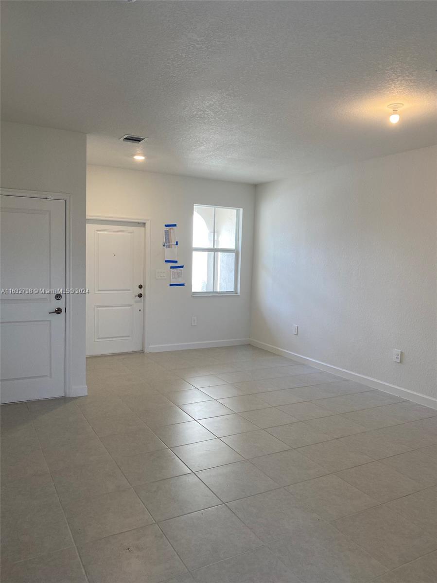 24th Ave, Miami, FL 33167
