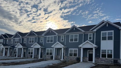 2266 Barbera Dr, Oswego, IL, 60543-5422 | Card Image