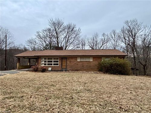 4140 Westfield Road, Mount Airy, NC, 27030 | Card Image