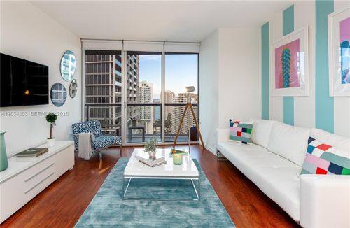 3211-485 Brickell Ave, Miami, FL, 33131-2749 | Card Image