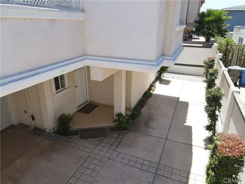 2514 Vanderbilt Ln, Redondo Beach, CA, 90278-3267 | Card Image