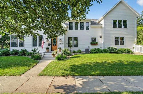 7403 Elmwood Ave, Middleton, WI, 53562-3105 | Card Image