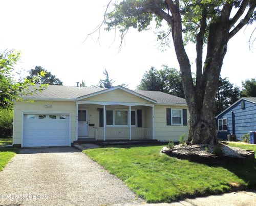 36 Gower Ct, Toms River, NJ, 08757-4413 | Card Image