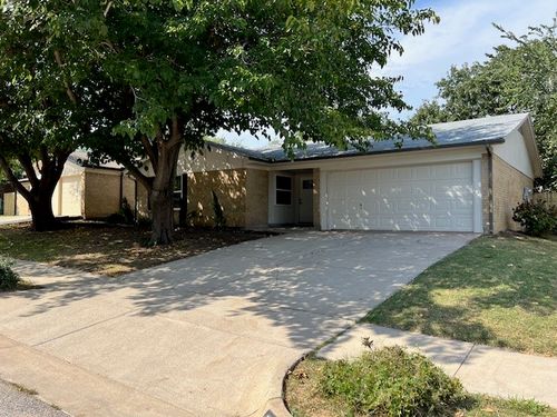 6517 Ridglea Dr, Watauga, TX, 76148-1753 | Card Image