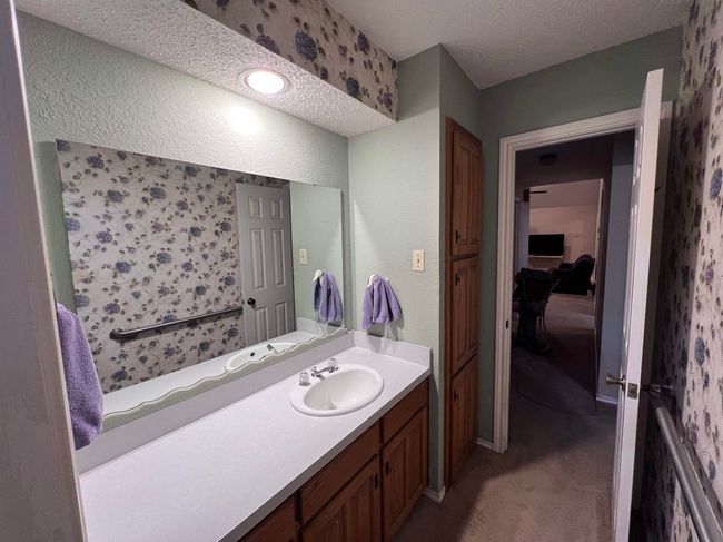 3901 S Nolan River Rd, Home with 3 bedrooms, 2 bathrooms and null parking in Cleburne TX | Image 24