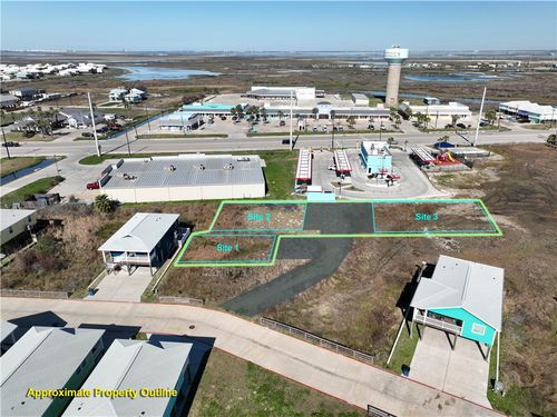 1730 Fishermans Cove Rd, Port Aransas, TX, 78373-5271 | Card Image