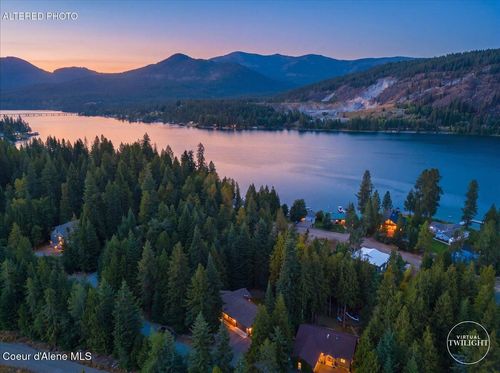 1205 Wooded Acres Dr, Sagle, ID, 83860-9786 | Card Image