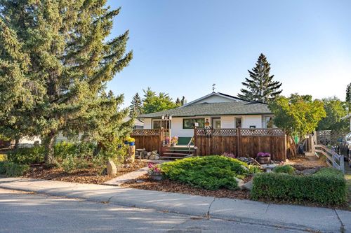 64 Foxwell Rd Se, Calgary, AB, T2H1A3 | Card Image
