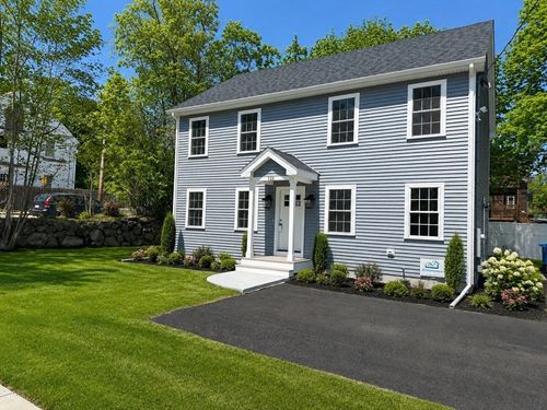 122 Canal St, Blackstone, MA, 01504-2218 | Card Image