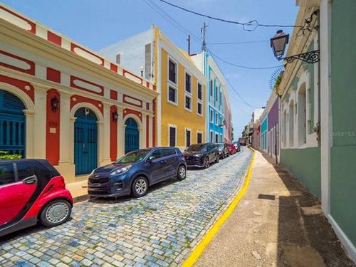 apt-e-4-250 Calle San Sebastian, San Juan, PR, 00901 | Card Image