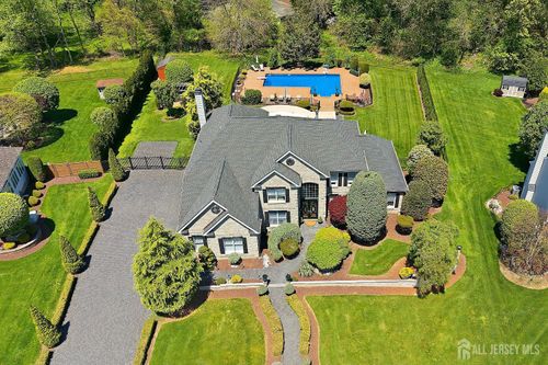 113 Country View Dr, Freehold, NJ, 07728-9022 | Card Image
