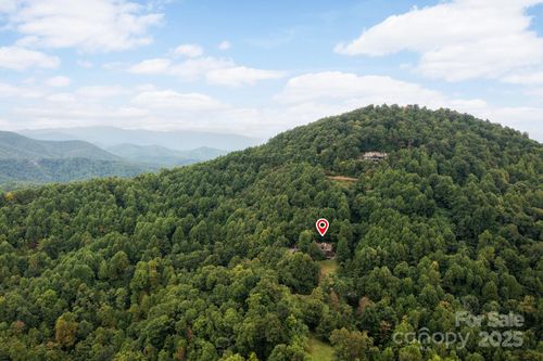 499 Warbler Ln, Black Mountain, NC, 28711-8903 | Card Image