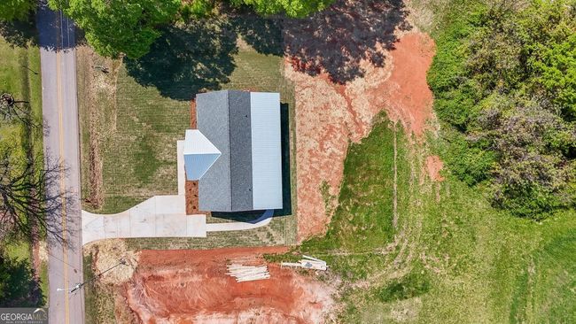 41 Allen Dr, House other with 3 bedrooms, 2 bathrooms and 2 parking in Molena GA | Image 6