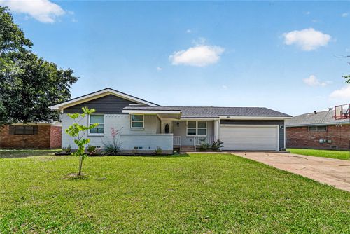 309 Mulberry St, Ferris, TX, 75125-1803 | Card Image