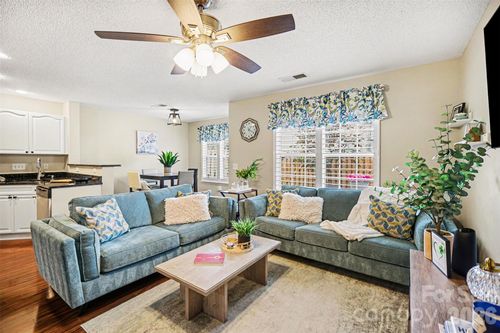 9725 Mattforest Cir, Charlotte, NC, 28277-2130 | Card Image
