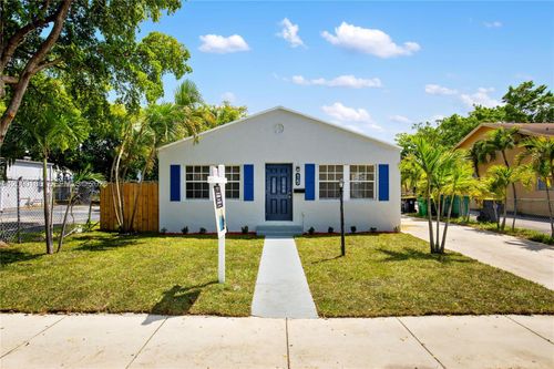 15 Sw 6th St, Dania Beach, FL, 33004-3941 | Card Image