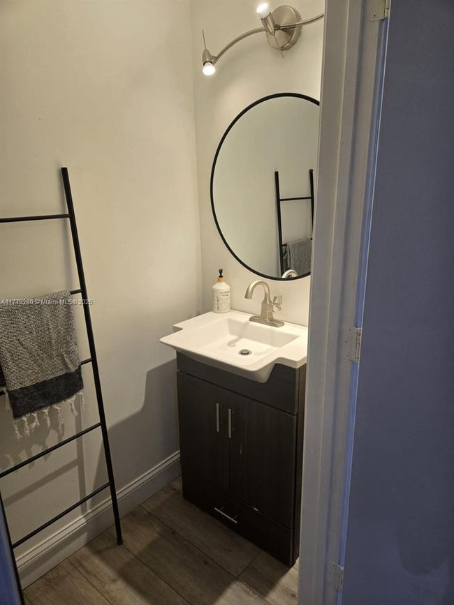 299 Duval Ct, Townhouse with 2 bedrooms, 2 bathrooms and null parking in Weston FL | Image 13