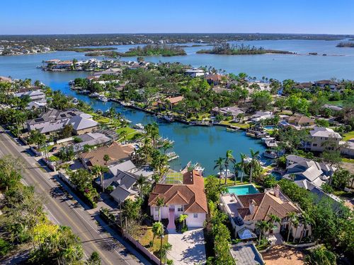 508 Siesta Dr, SARASOTA, FL, 34242-1048 | Card Image