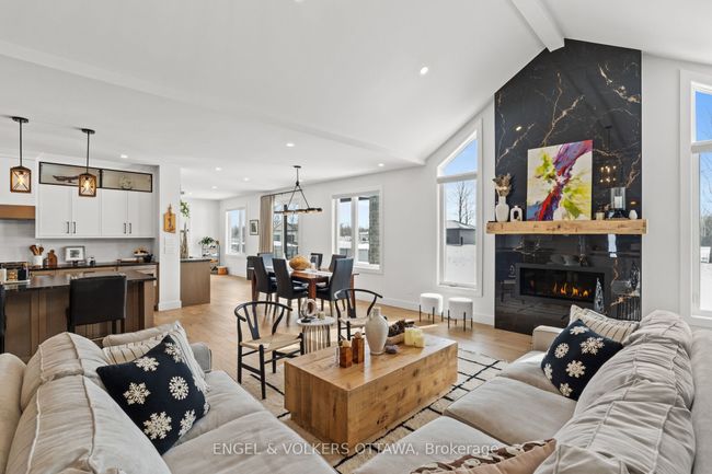 425 Ginger Cres, House other with 5 bedrooms, 4 bathrooms and 6 parking in Metcalfe ON | Image 7