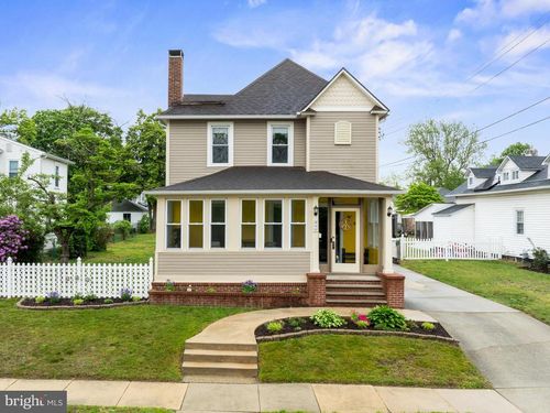 311 Mount Vernon Ave, LAUREL SPRINGS, NJ, 08021-2034 | Card Image
