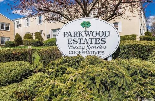 199b-71-03 252nd St, Bellerose, NY, 11426-2731 | Card Image