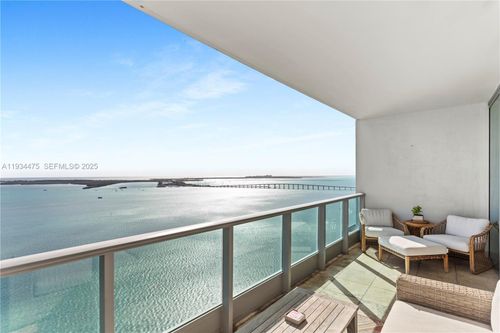3007-1331 Brickell Bay Dr, Miami, FL, 33131-3684 | Card Image