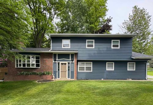 379 Pinehurst Drive, Shelburne, VT, 05482 | Card Image
