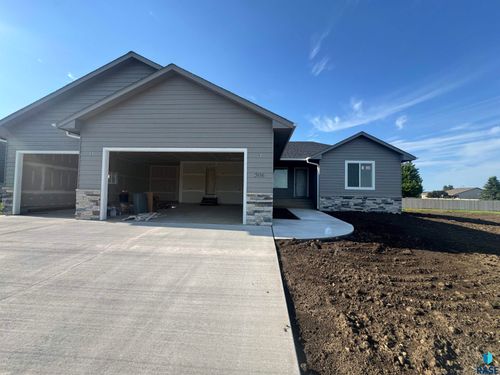 506 Shirley St Street, Harrisburg, SD, 57032 | Card Image