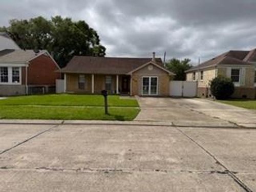 2259 N Friendship Dr, Harvey, LA, 70058-3007 | Card Image