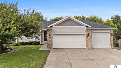 5820 Kennedy Ct, Lincoln, NE, 68521-5829 | Card Image