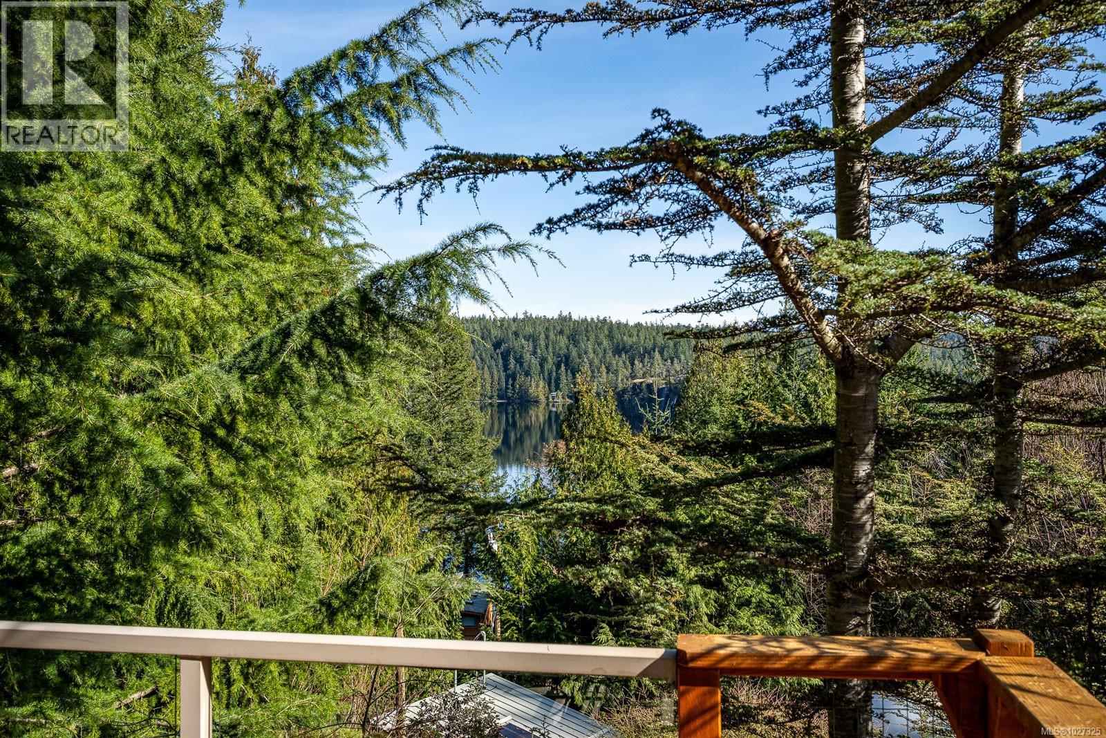Residential in Cortes Island 4