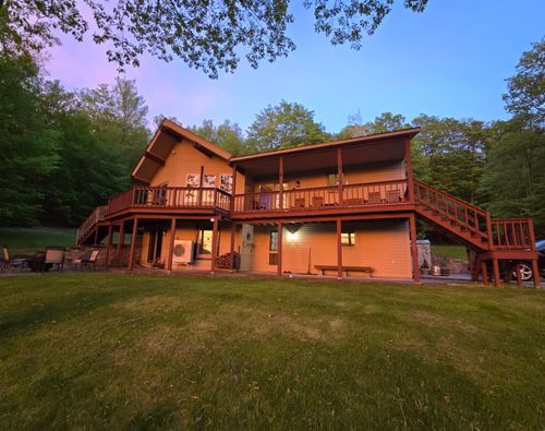 697 Hamilton Hollow Rd, Sandgate, VT, 05250-8453 | Card Image