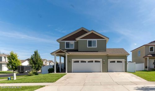 8364 N Wentworth St, Post Falls, ID, 83854 | Card Image