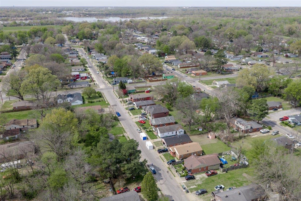 Land in Memphis 3