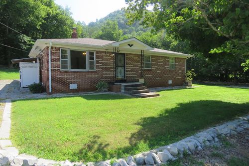 1757 Wet Mill Creek Rd, Celina, TN, 38551-5474 | Card Image