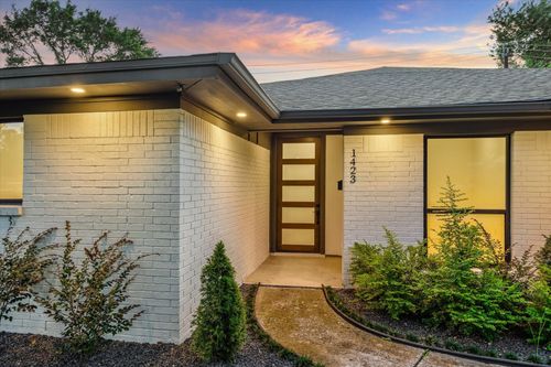 1423 Mapleton Dr, Houston, TX, 77043-4118 | Card Image