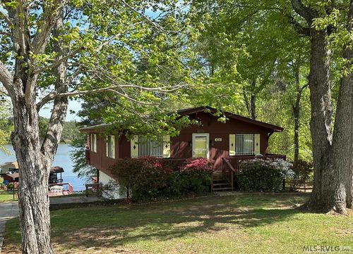 406 Wildwood Cir, Littleton, NC, 27850-9042 | Card Image